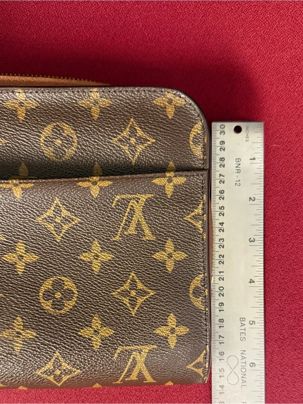 Louis Vuitton Authenticated 1997 Pochette Orsay